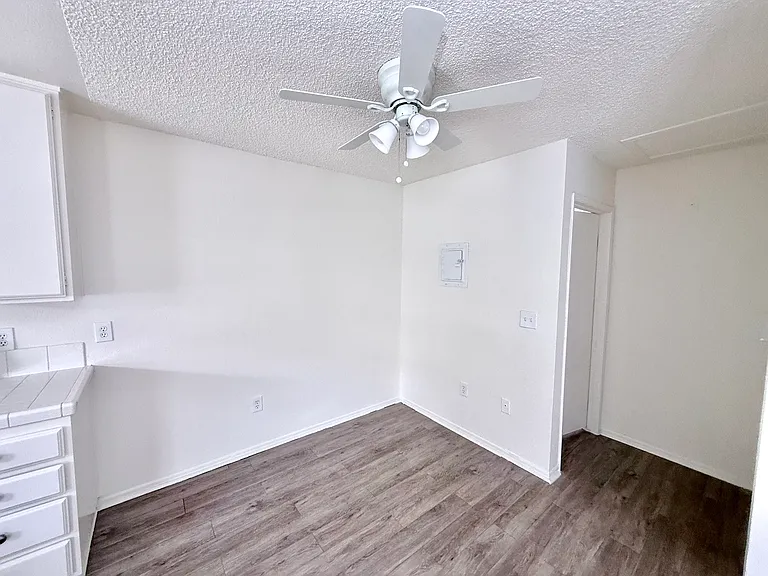 6714 Troost Ave #L — Photo 9