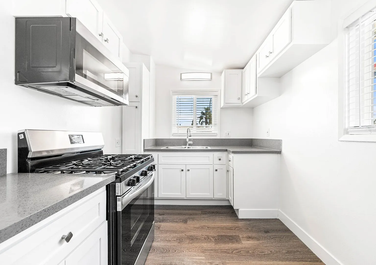 4115 Palmwood — Photo 3