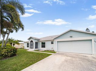 2492 SE Burton St, Port Saint Lucie, FL 34952