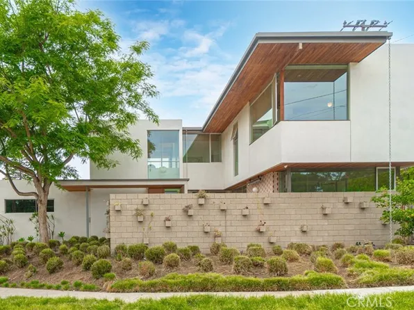 1357 Voorhees Ave, Manhattan Beach, CA 90266