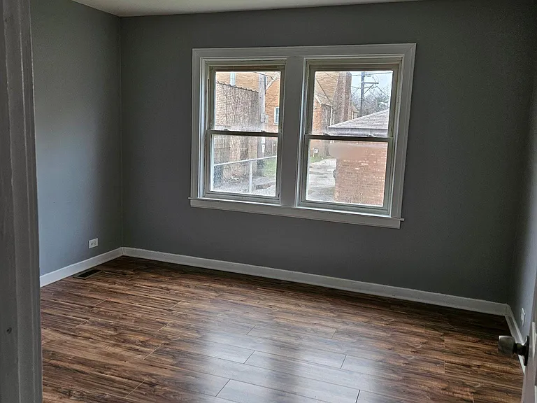 11842 S Princeton Ave — Photo 5