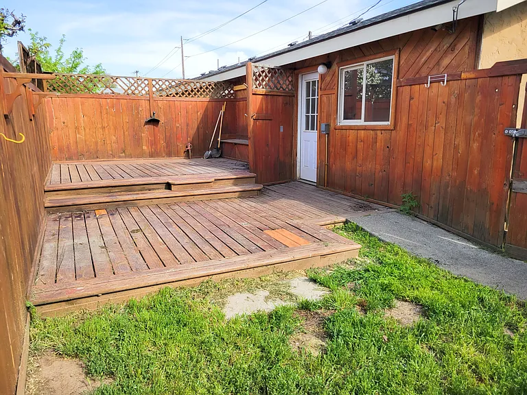 1108 W Entiat Ave #1 — Photo 11