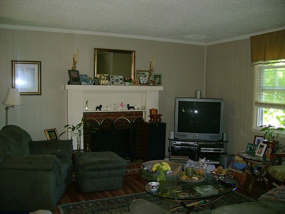 Living Room-2