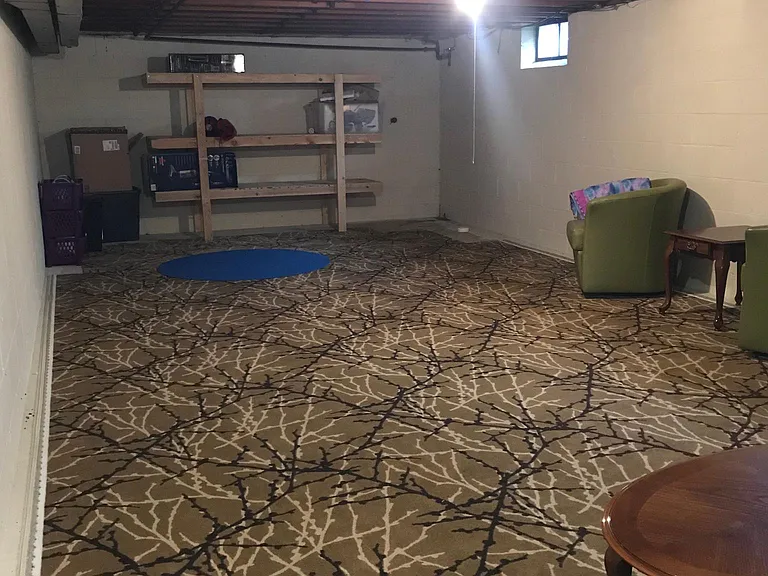 Huge bonus room in basement