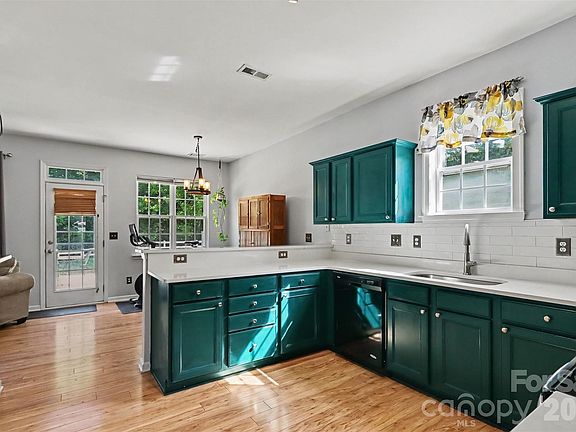 5th image of 10878 Store House Ct