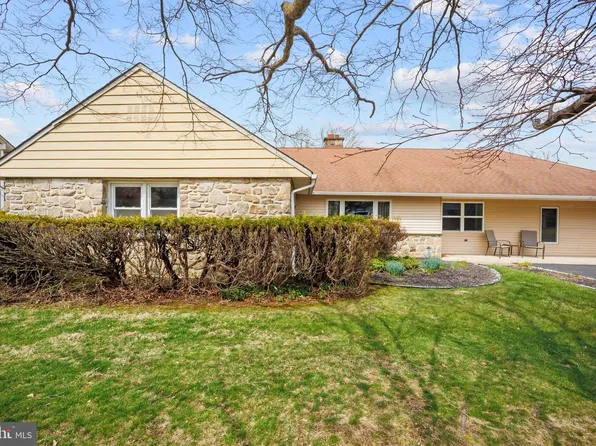 190 New Rd, Southampton, PA 18966