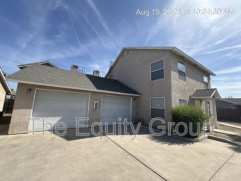 2 bed, 2.0 bath, $1,350 — Photo 2
