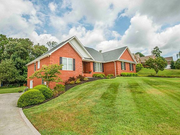 2nd image of 7819 Scenic View Dr