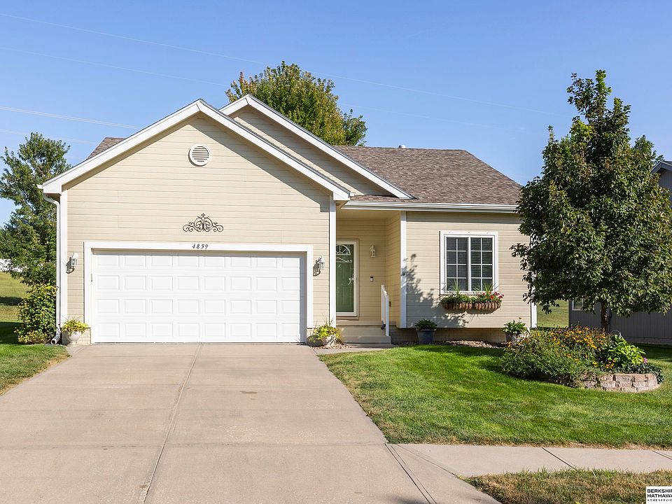 1st image of 4859 S 189th Cir