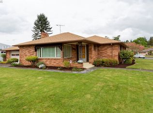 10745 NE Oregon St, Portland, OR 97220