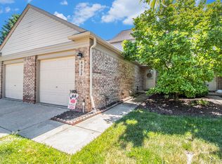 4332 Hunters Cir E, Canton, MI 48188