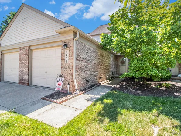 4332 Hunters Cir E, Canton, MI 48188