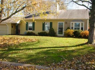 306 Amhurst Dr, O Fallon, IL 62269