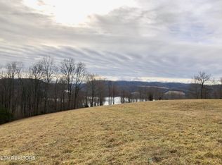 Smokey Quartz Blvd, New Tazewell, TN 37825