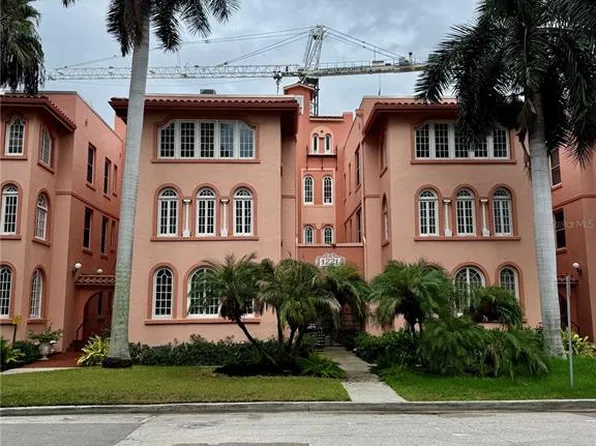 1221 N Palm Ave APT 204, Sarasota, FL 34236