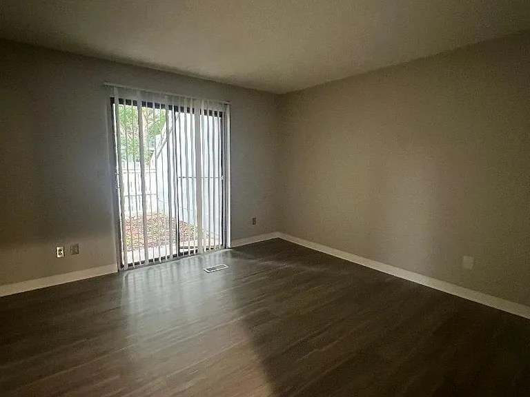 6570 E Mississippi Ave — Photo 7