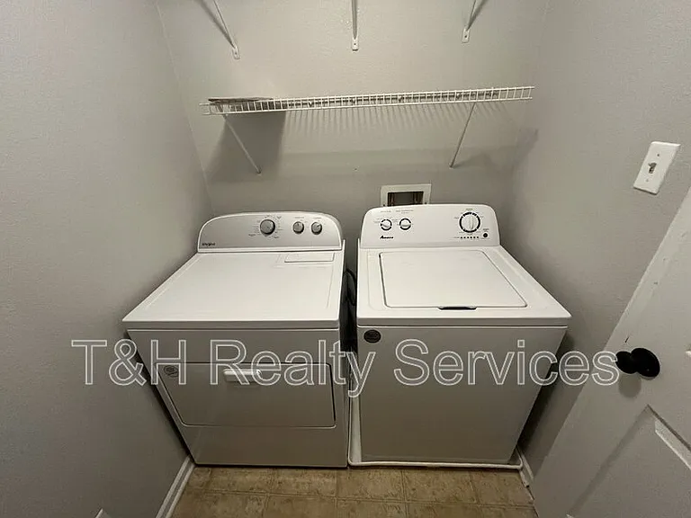 14235 Clapboard Dr — Photo 21