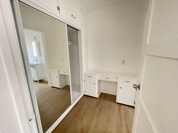 5th image of 350 S Mariposa Ave APT 2
