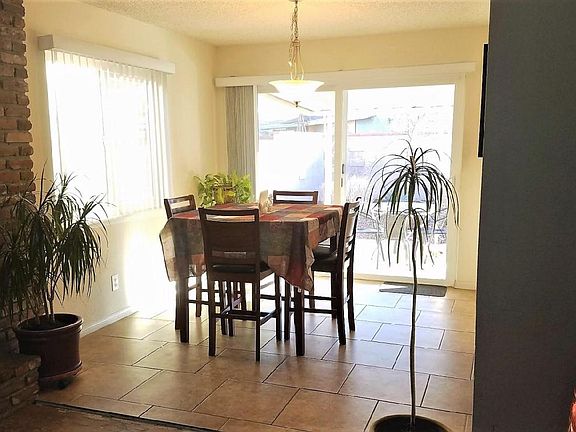 5th image of 1022 W Avenue H8