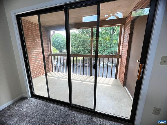 4th image of 125 Turtle Creek Rd APT 12