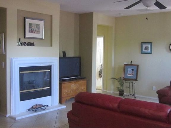 Tile flooring with Carpet Inset