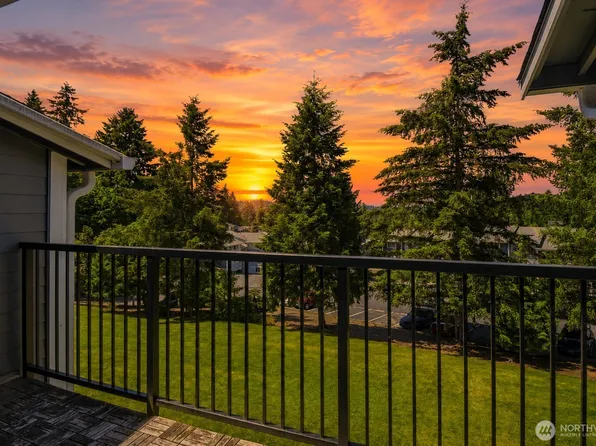 14221 NE 181st Place #P302, Woodinville, WA 98072
