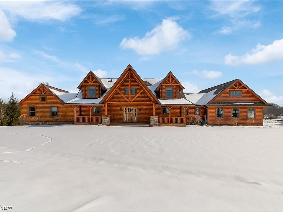 1st image of 2833 Harpster Rd