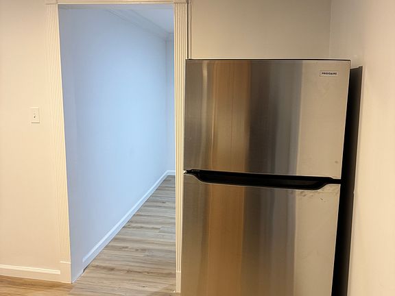 3rd image of 1432 Nepperhan Ave APT 2