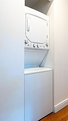 4th image of 347 E 82nd St APT 203