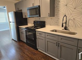 1401 Pine Ave, East Pt, GA 30344