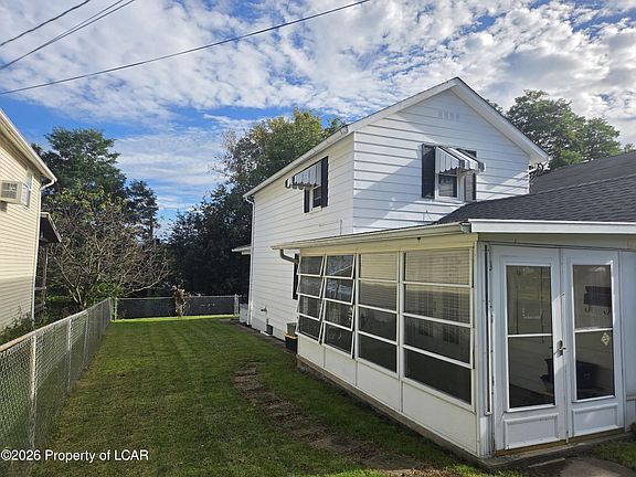 2nd image of 351 Fairview St