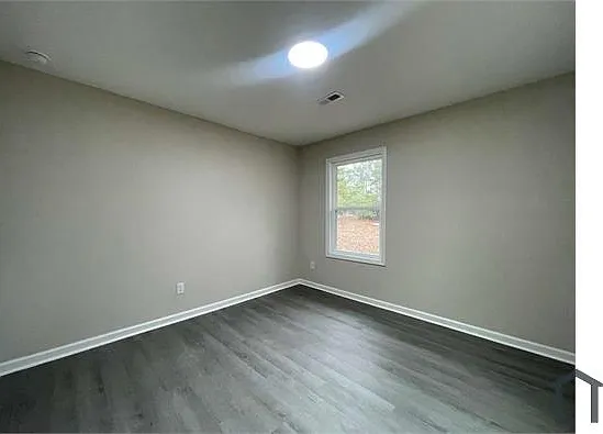 1617 N Main St — Photo 40
