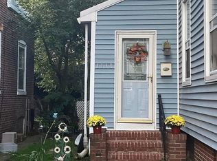 1118 Foulkrod St #1, Philadelphia, PA 19124