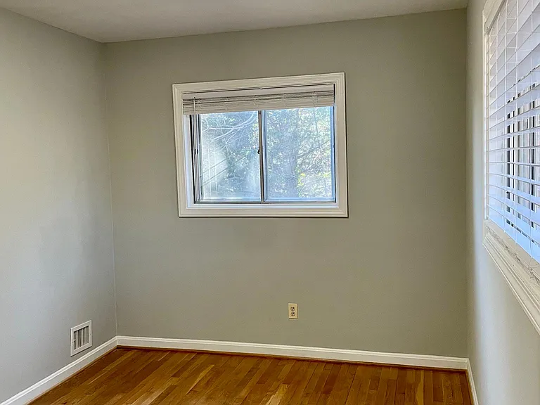 Guest bedroom 2