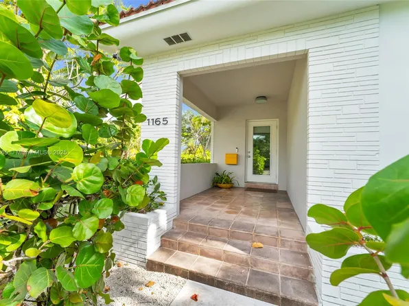 1165 NE 105th St, Miami Shores, FL 33138
