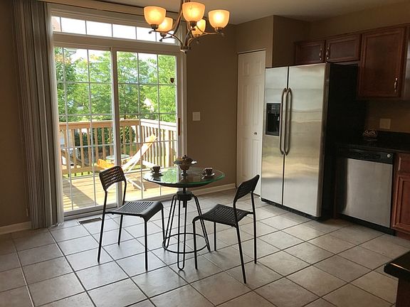 5th image of 16154 Hillcrest Cir