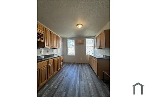 59 E Walnut Ln Photo 1