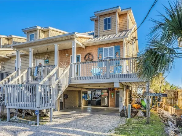 9 Mashes Sands Rd #J, Panacea, FL 32346