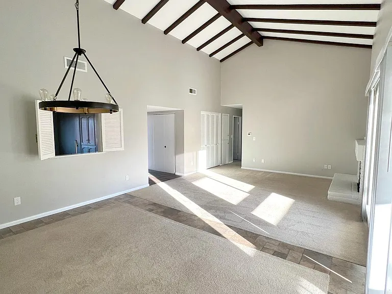 12095 Caminito Campana — Photo 1