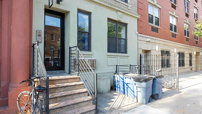 Rented by Nooklyn NYC LLC | media 36