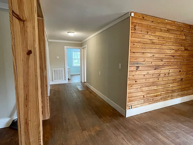 214 Cross Creek Rd — Photo 7