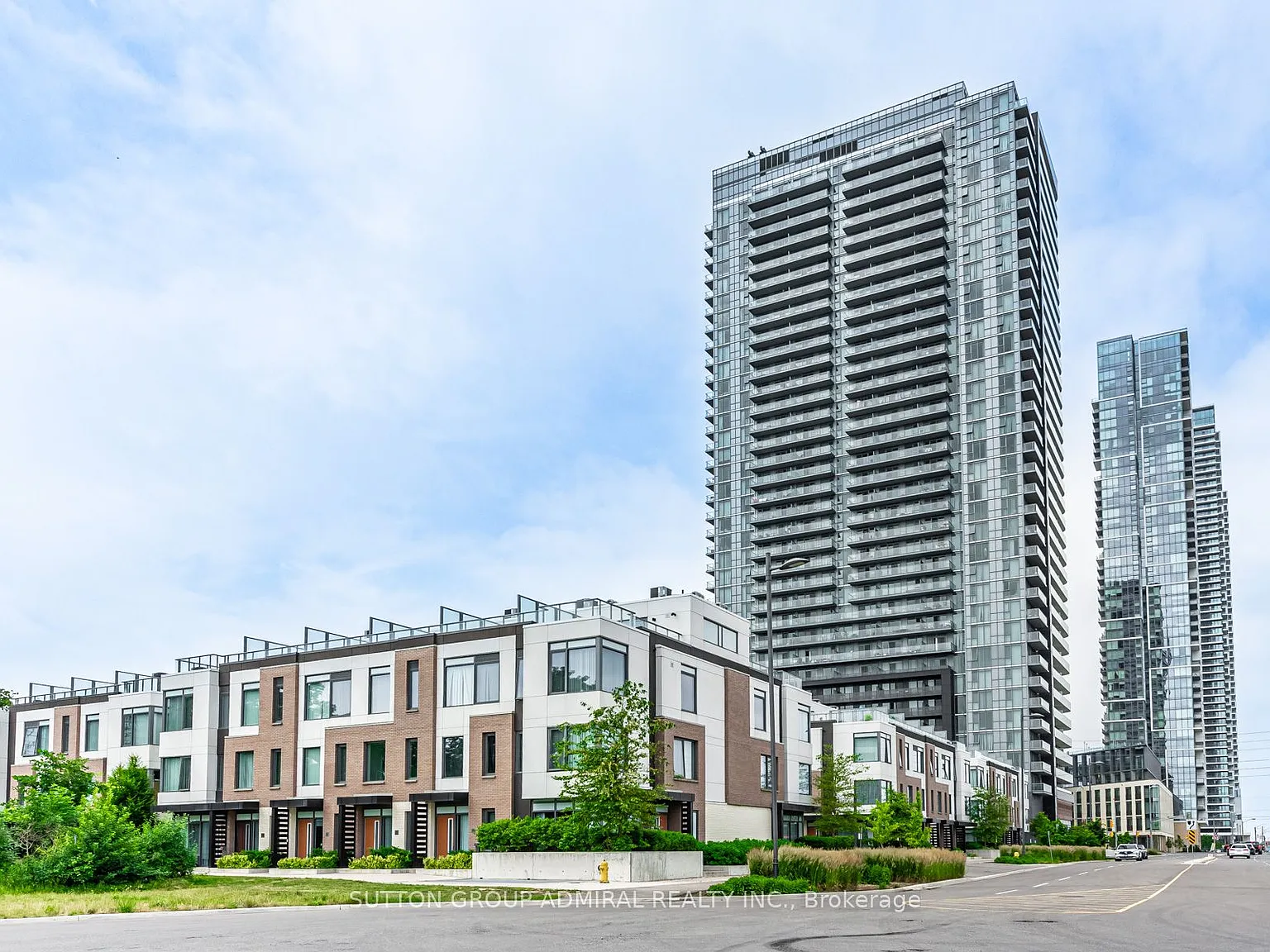 2 bed, $2,350 — Photo 1