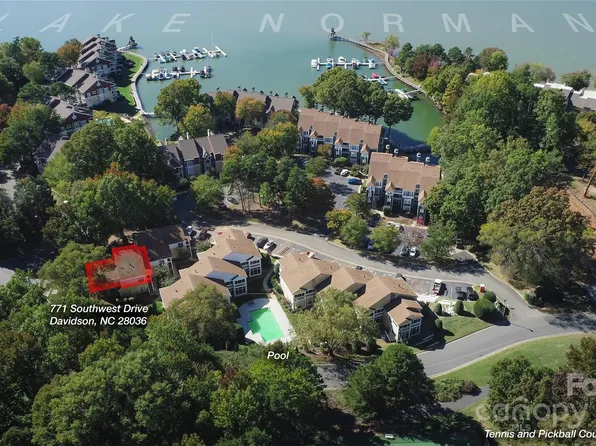 771 Southwest Dr #22U, Davidson, NC 28036