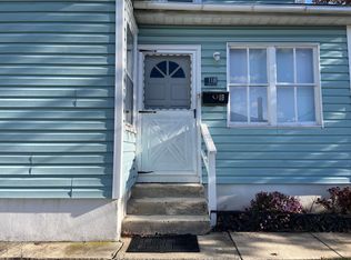 118 N Main St #B, Chalfont, PA 18914