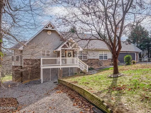 830 Mountain Grove Ln, Seymour, TN 37865