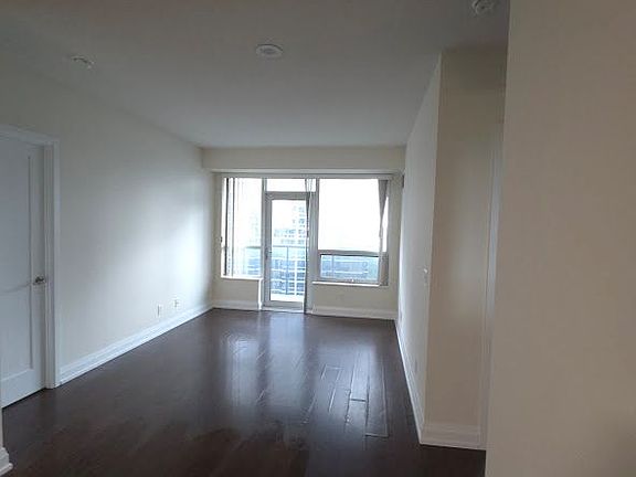 4th image of 2 Anndale Dr #1207