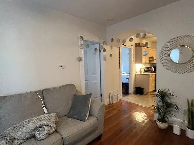 72 Gore St #1 — Photo 3