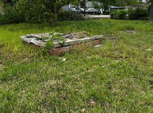 2435 6th Ave, Port Arthur, TX 77642