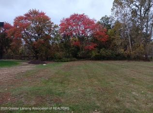 2745 Maritime Dr, Lansing, MI 48911