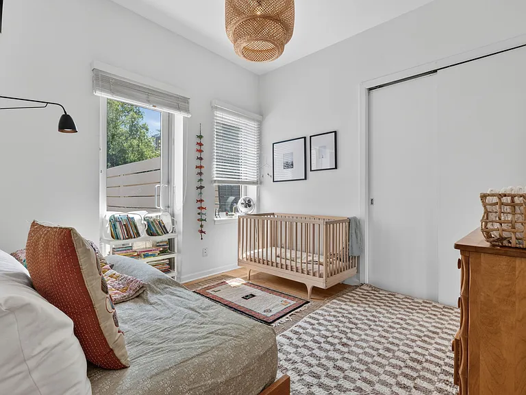 148 N 10th St #2-A — Photo 8